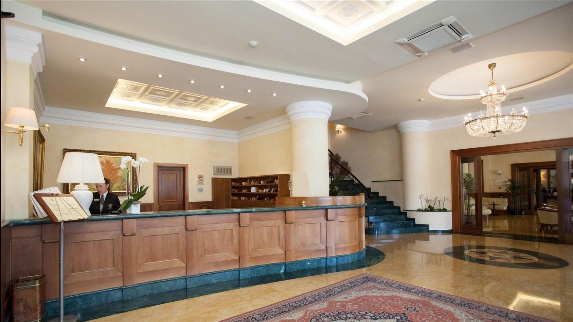 Hotel Principe Palace Lido di Jesolo Exterior foto