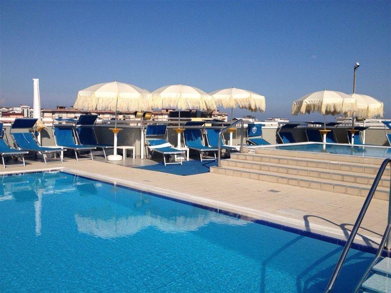 Hotel Principe Palace Lido di Jesolo Exterior foto